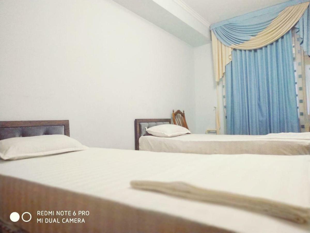Central Apartment Tashkent Esterno foto